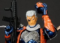 Revoltech Deathstroke - Teen Titans