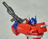 Revoltech Optimus Prime - The Transformers