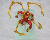 Revoltech Iron Spider - Spider-Man