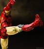 Revoltech Iron Man Mark VI - Iron Man 