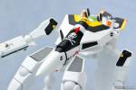Revoltech Valkyrie VF-1S - Super Dimension Fortress Macross