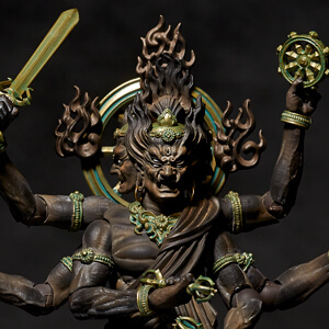 Revoltech Kongou Yasha Myouou (Version bois)